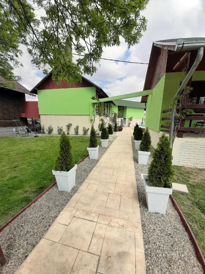 Pool And Villa Splav Dunavac Futog Экстерьер фото